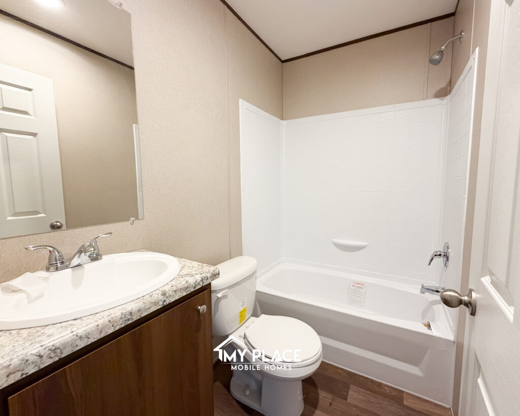 the hickory mobile home