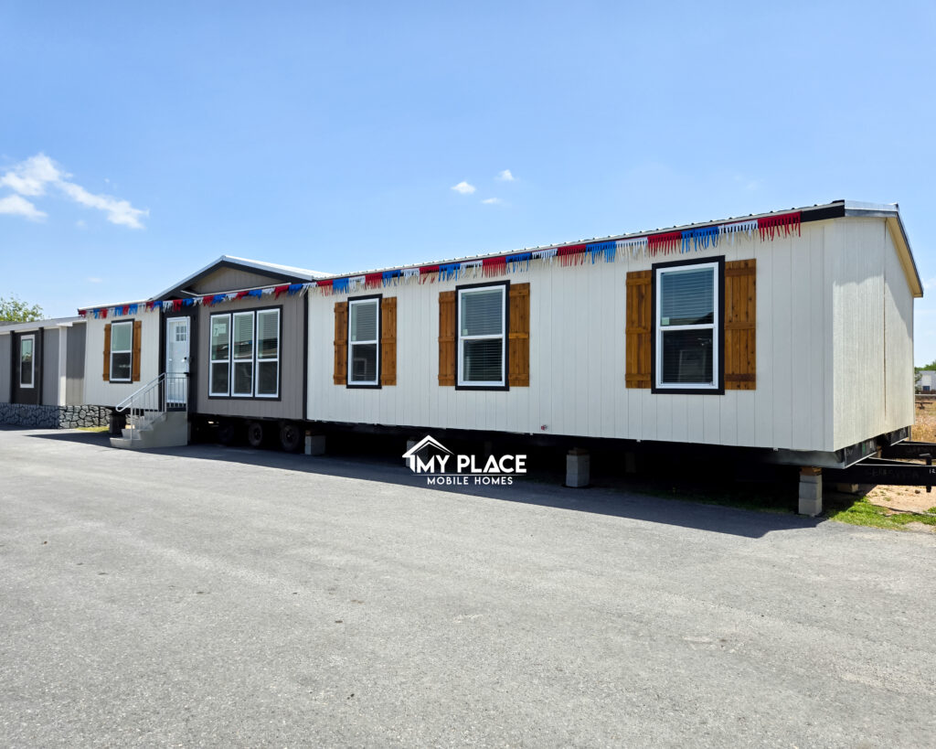Champion mobile home RM 2864A